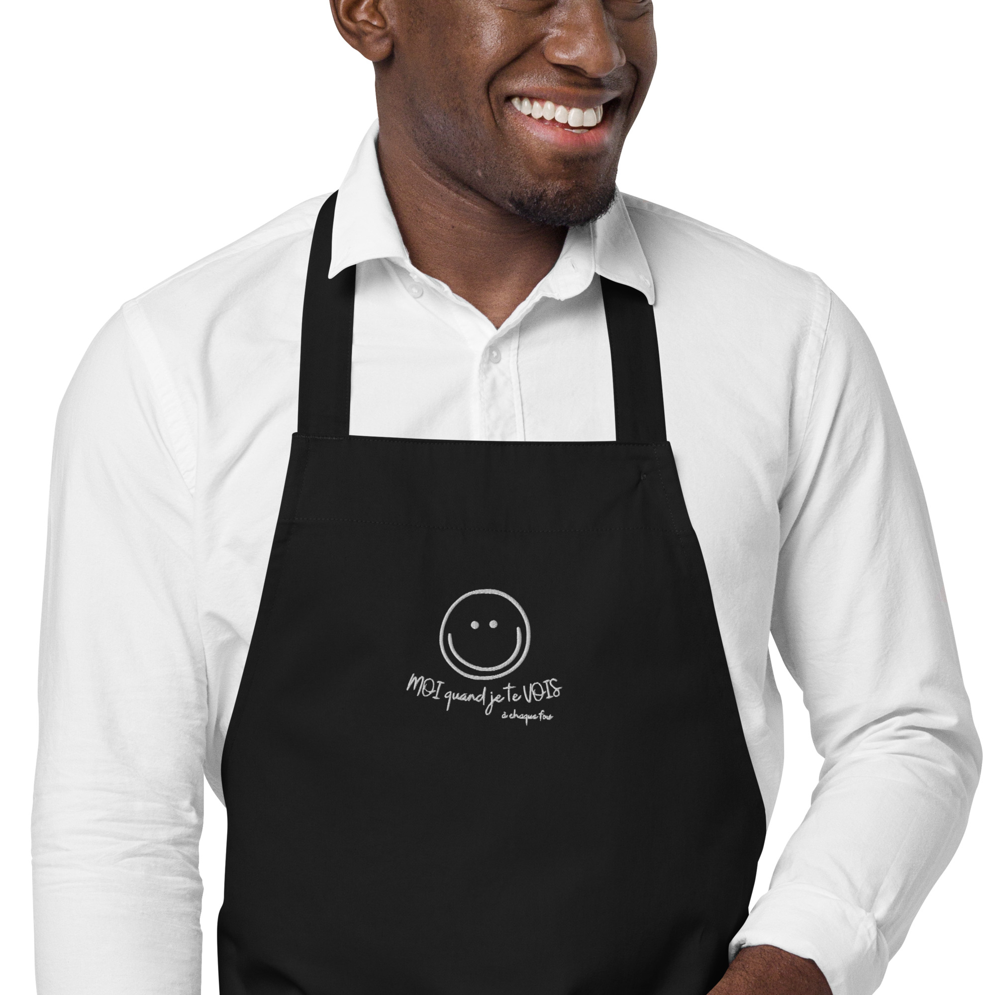 organic-cotton-apron-black-zoomed-in-6400f71bc482c.jpg